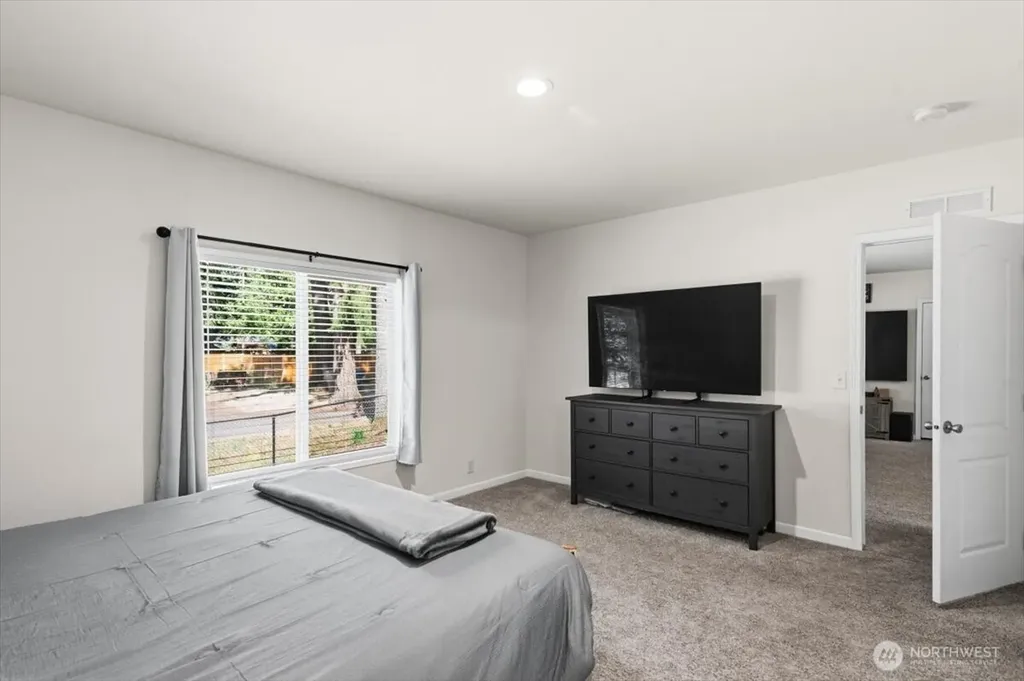 31022 229th Avenue SE Black Diamond WA 98010