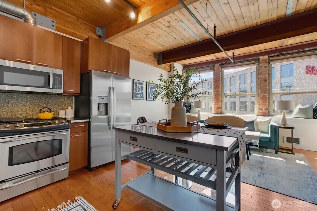 1408 12th Avenue Seattle WA 98122