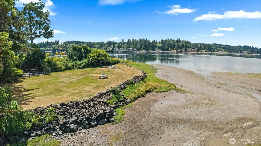 294 E Libby Road Shelton WA 98584