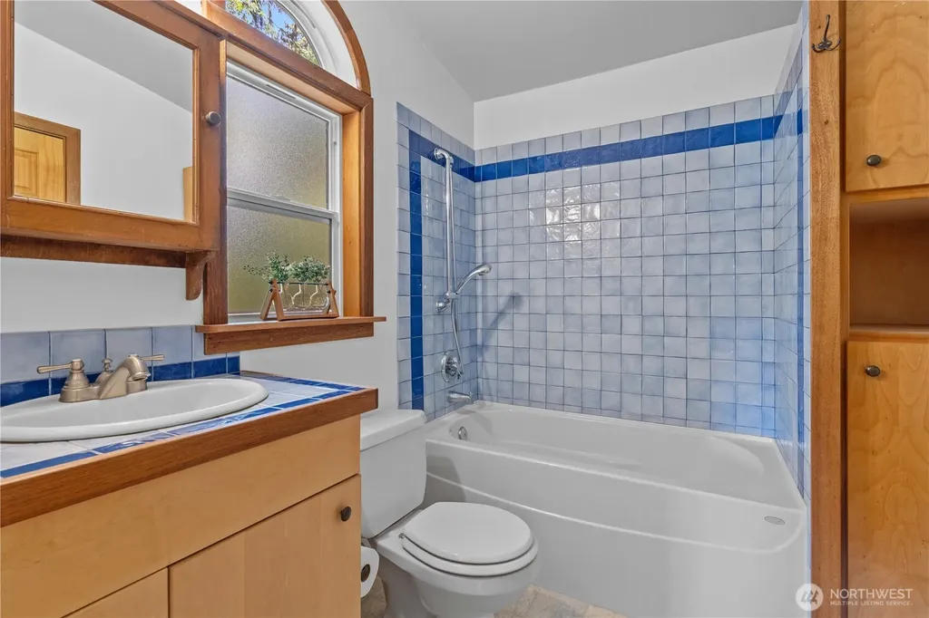 294 E Libby Road Shelton WA 98584