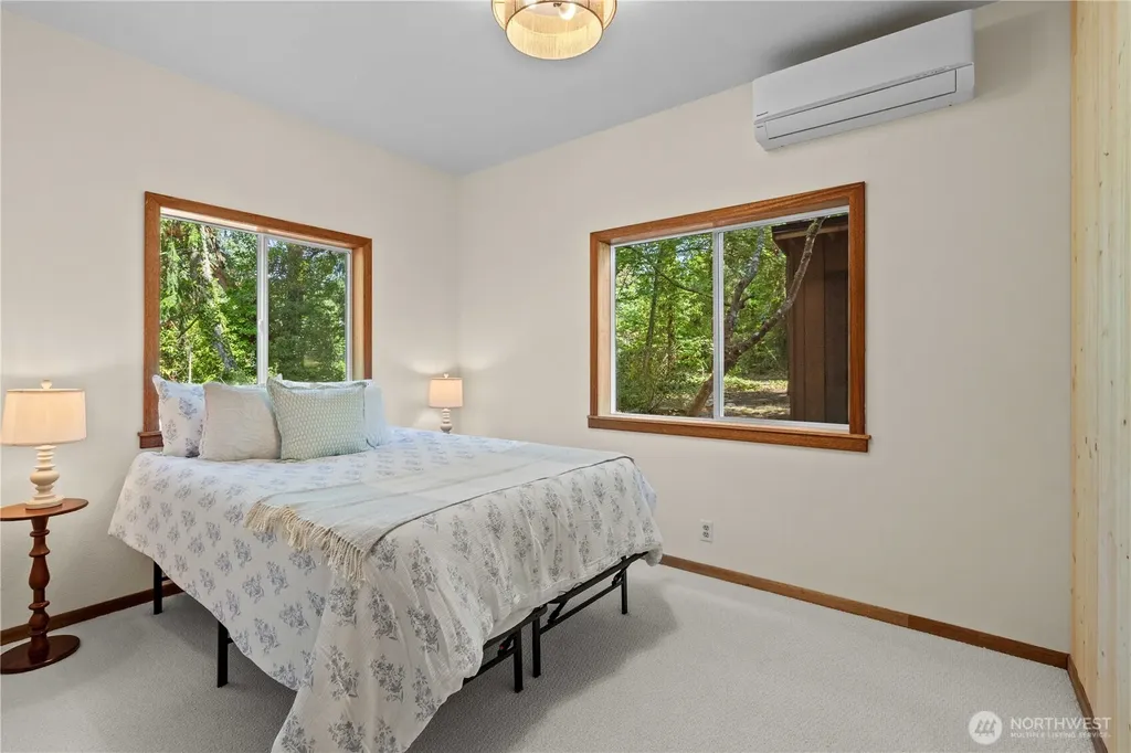 294 E Libby Road Shelton WA 98584