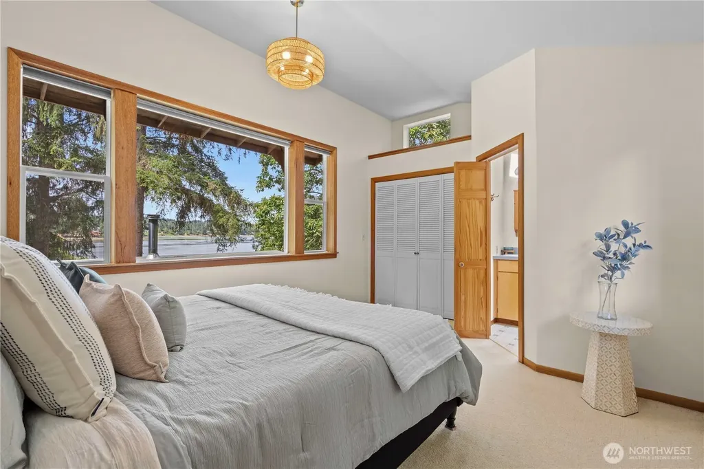 294 E Libby Road Shelton WA 98584