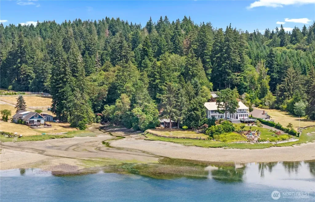 294 E Libby Road Shelton WA 98584