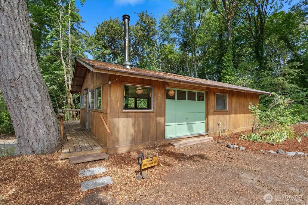 294 E Libby Road Shelton WA 98584