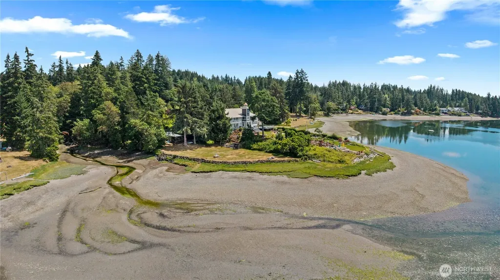 294 E Libby Road Shelton WA 98584