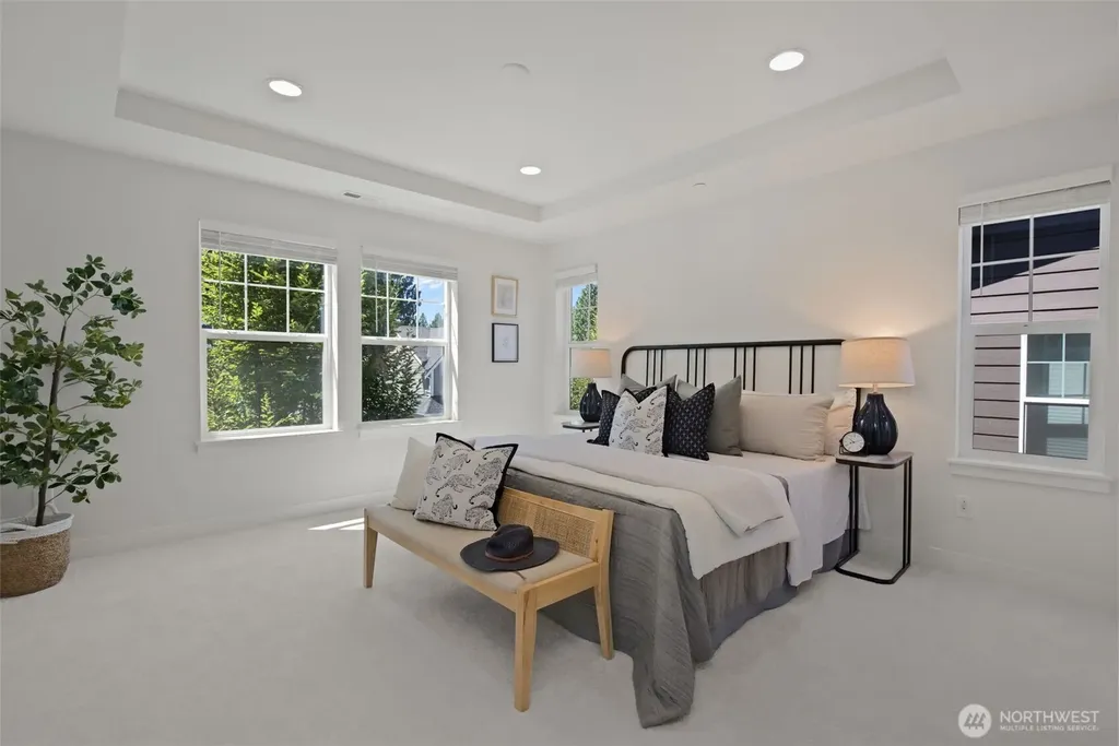 23930 SE 45th Place Sammamish WA 98029