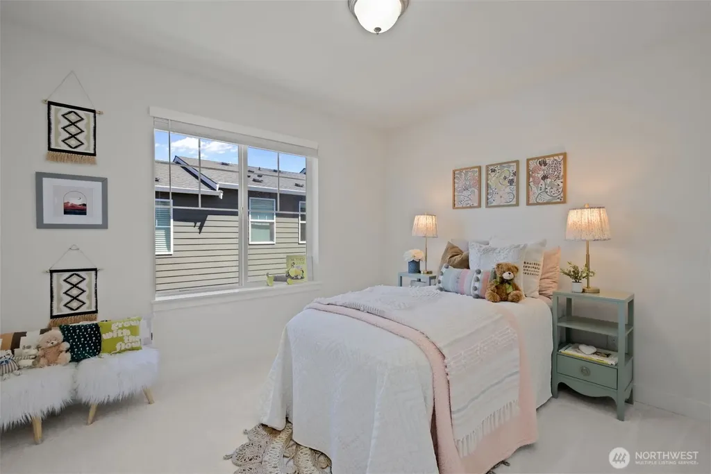 23930 SE 45th Place Sammamish WA 98029