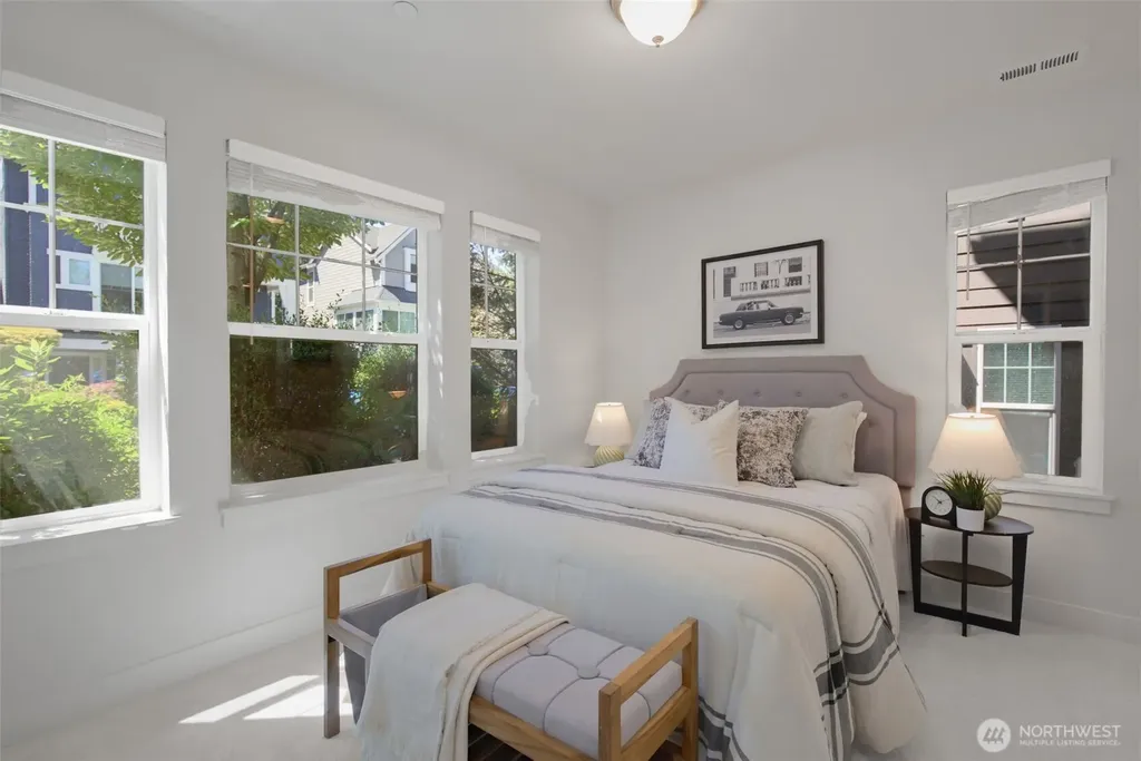 23930 SE 45th Place Sammamish WA 98029