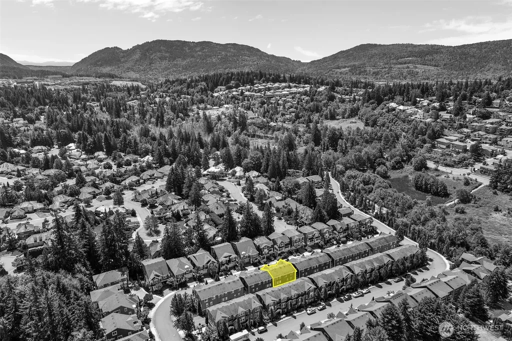 23930 SE 45th Place Sammamish WA 98029