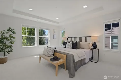 23930 SE 45th Place Sammamish WA 98029