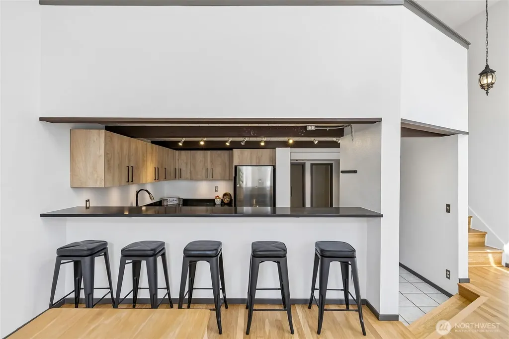 1406 Harvard Avenue Seattle WA 98122
