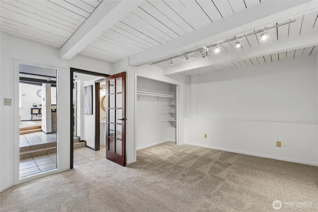 1406 Harvard Avenue Seattle WA 98122