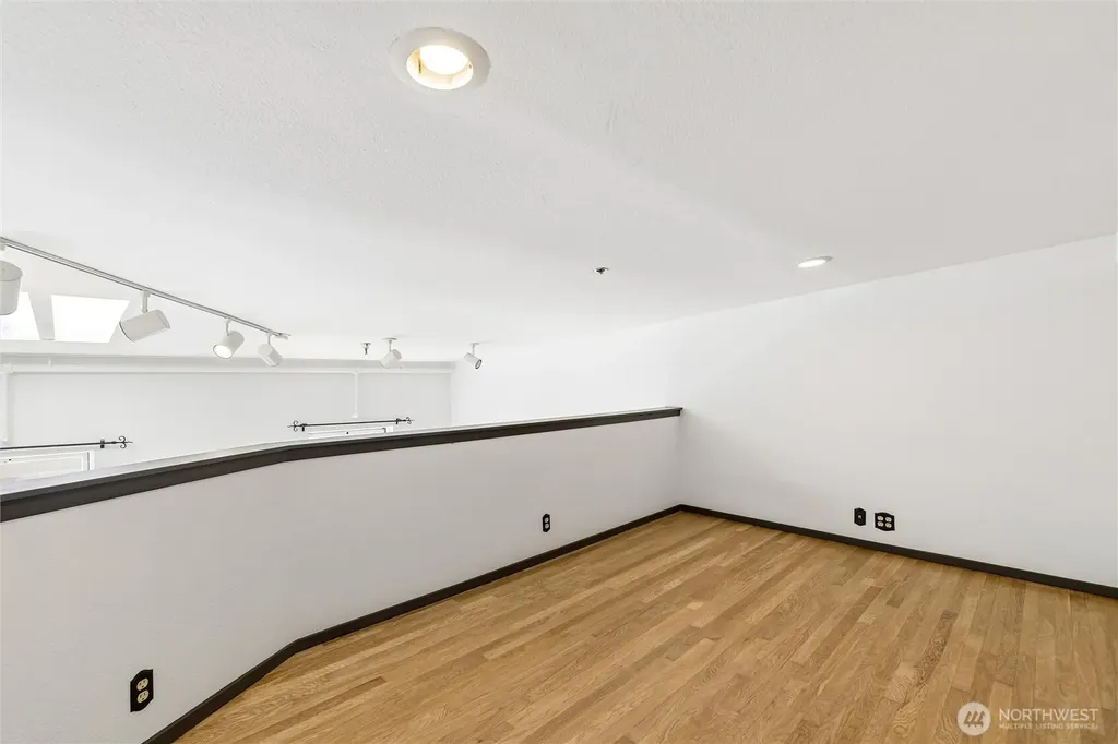 1406 Harvard Avenue Seattle WA 98122