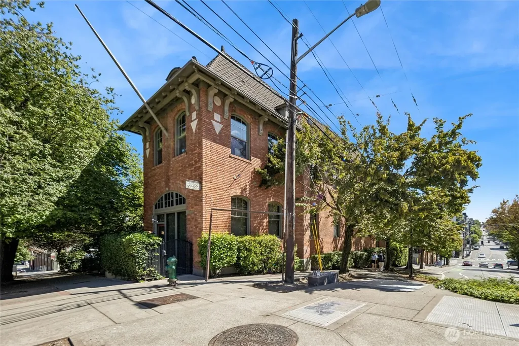 1406 Harvard Avenue Seattle WA 98122