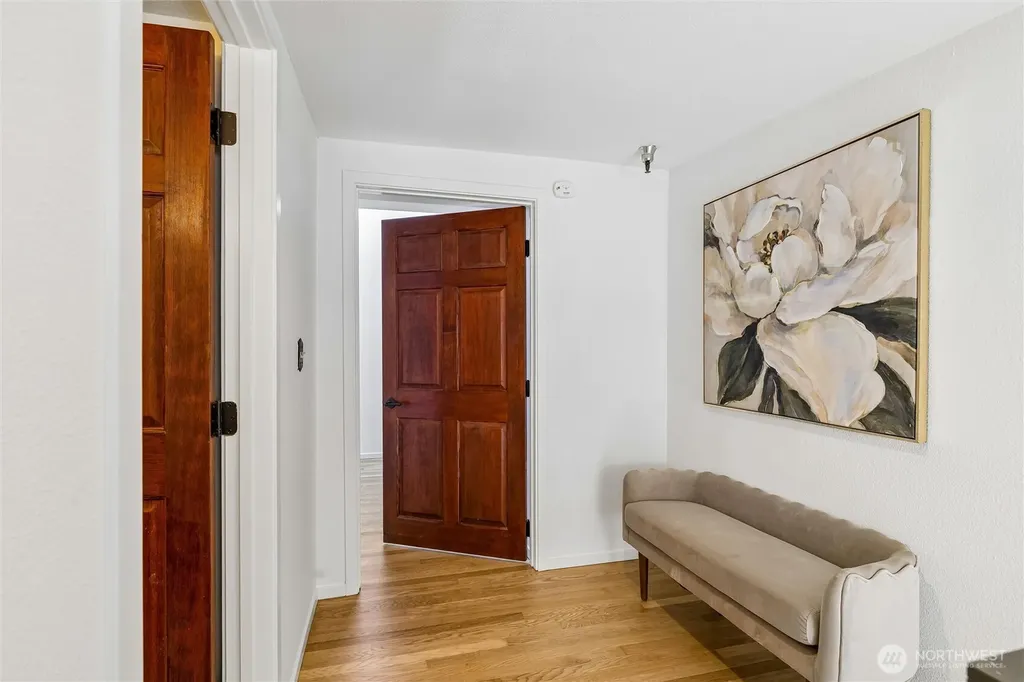 1406 Harvard Avenue Seattle WA 98122
