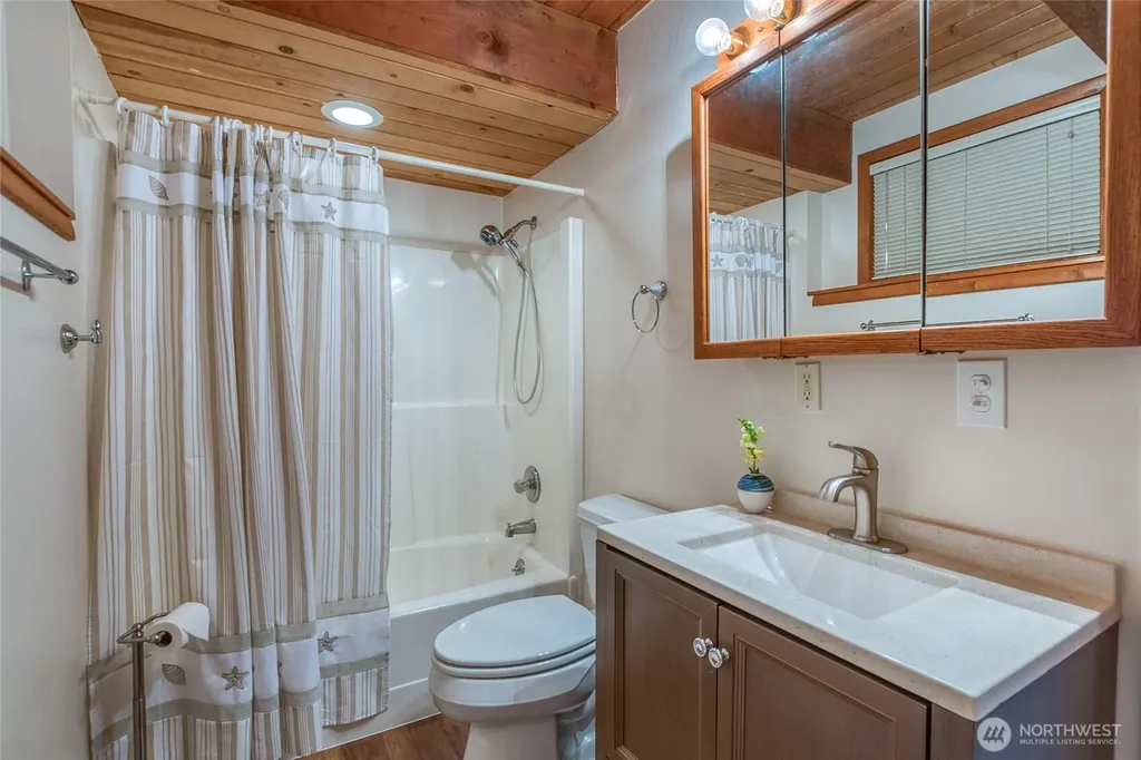 78 Lodge Lane Orcas Island WA 98245