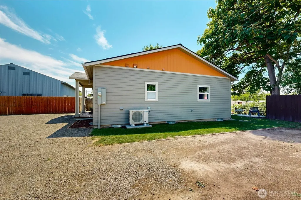 905 Cowl Street Milton-freewater OR 97862