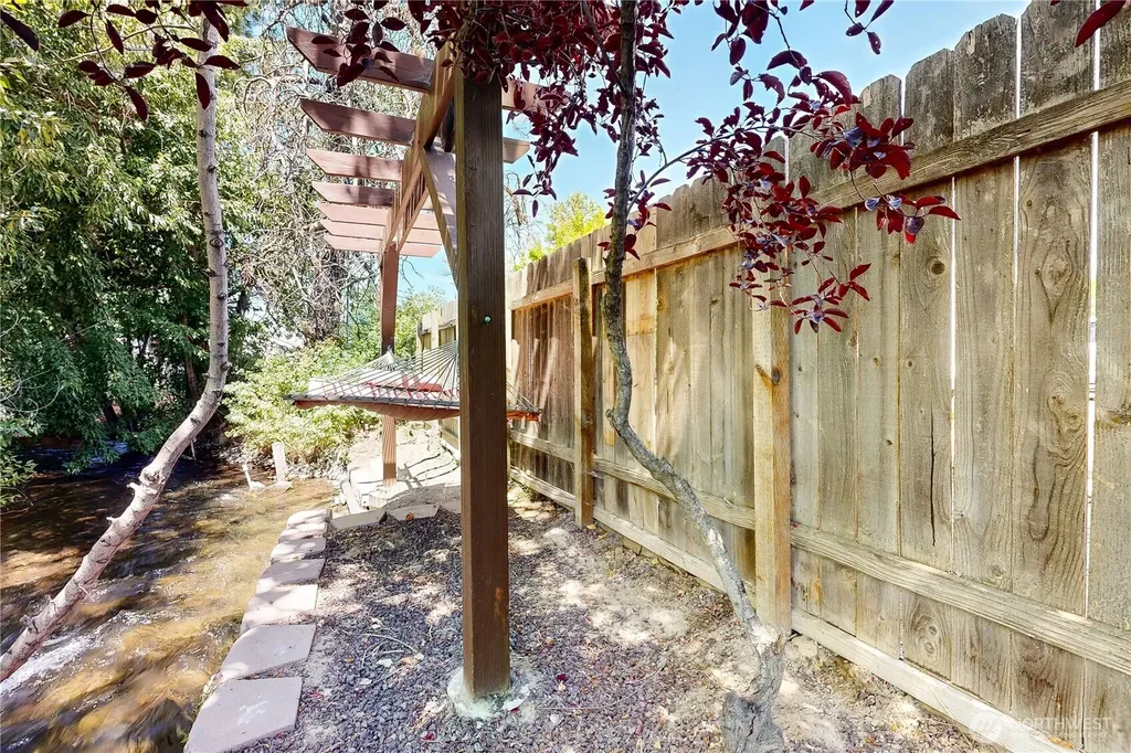 905 Cowl Street Milton-freewater OR 97862