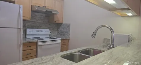 12345 Roosevelt Way NE Seattle WA 98125