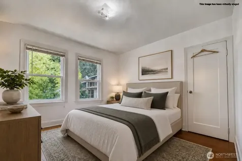 2407 Larch Way Lynnwood WA 98036