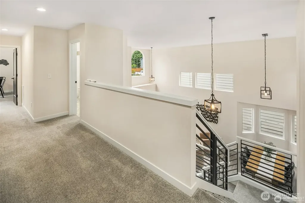 2450 Ferndale Place NE Renton WA 98056