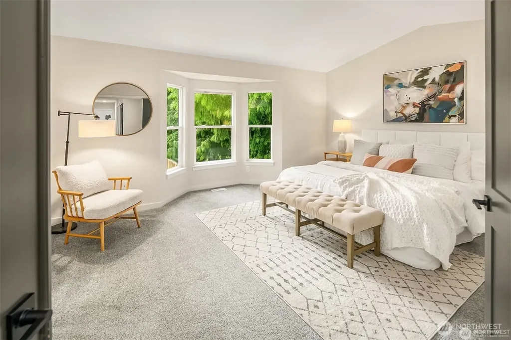2450 Ferndale Place NE Renton WA 98056