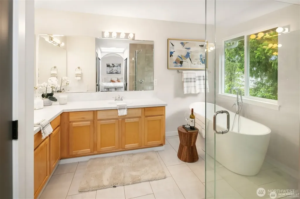 2450 Ferndale Place NE Renton WA 98056
