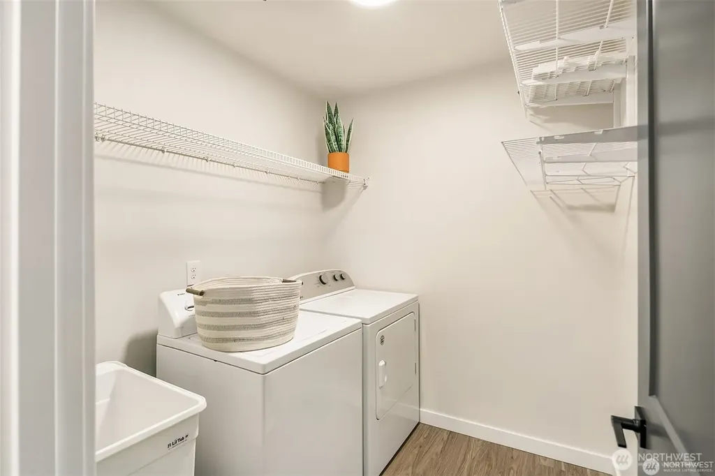2450 Ferndale Place NE Renton WA 98056