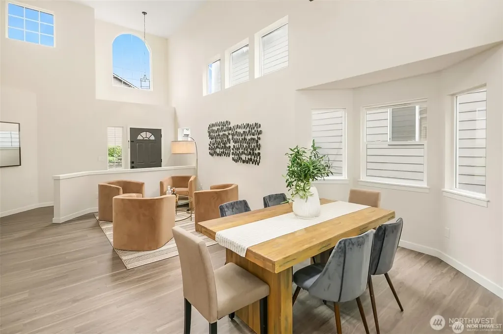 2450 Ferndale Place NE Renton WA 98056