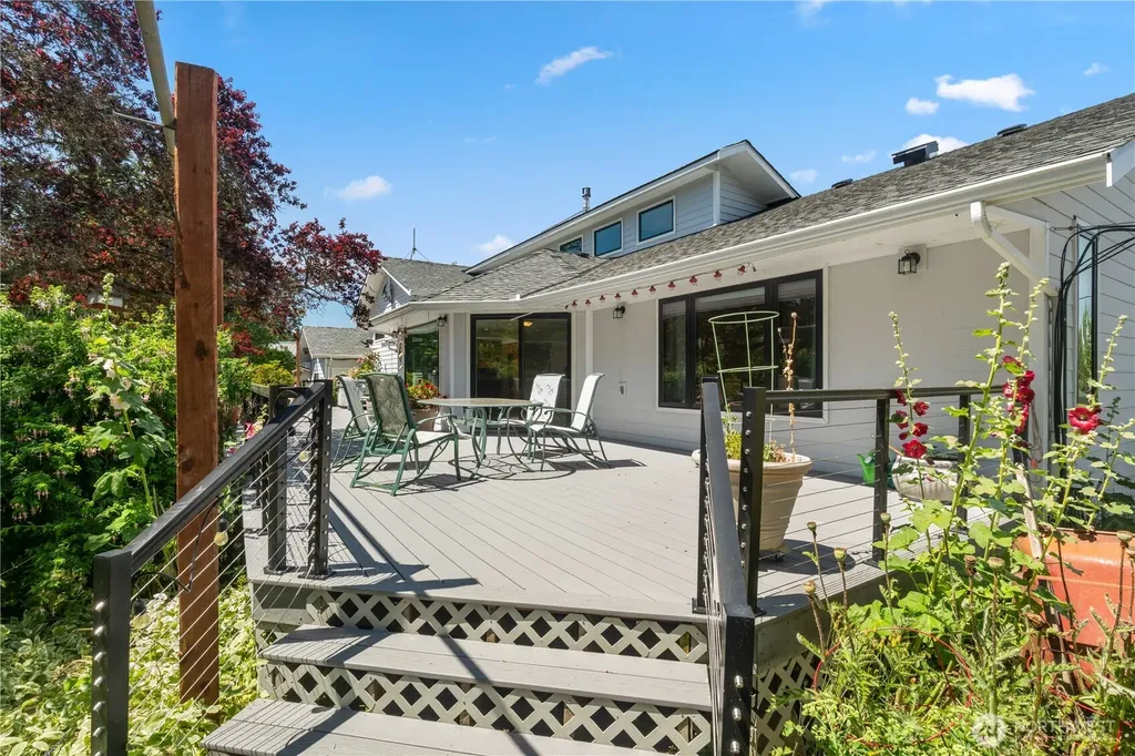 464 Marine View Place Camano Island WA 98282