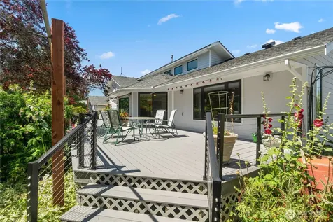 464 Marine View Place Camano Island WA 98282