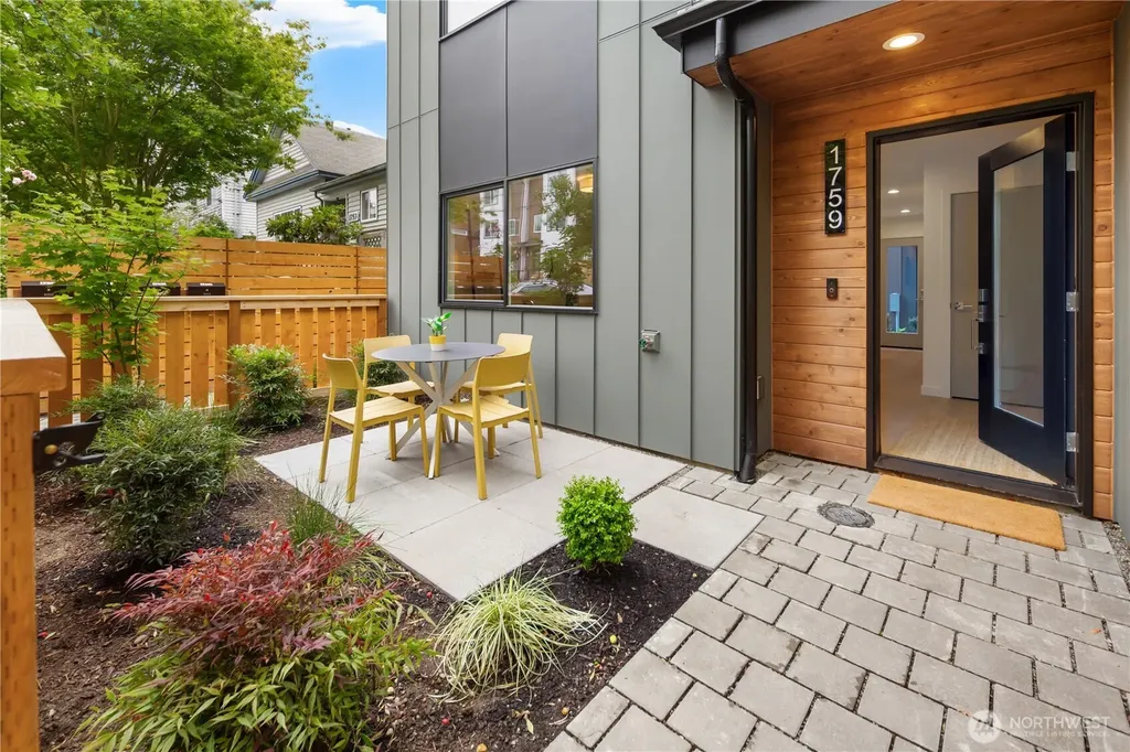 1759 NW 62nd Street Seattle WA 98107