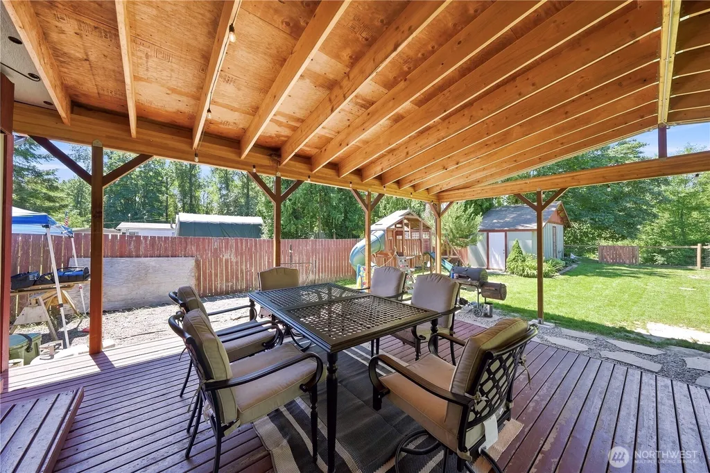 516 Beach Drive Snohomish WA 98290