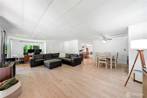 516 Beach Drive Snohomish WA 98290