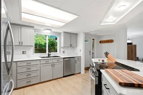 516 Beach Drive Snohomish WA 98290
