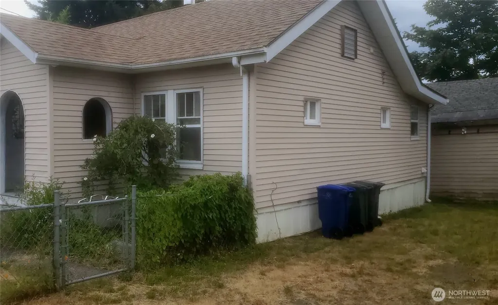 1912 Boundary Street Shelton WA 98584