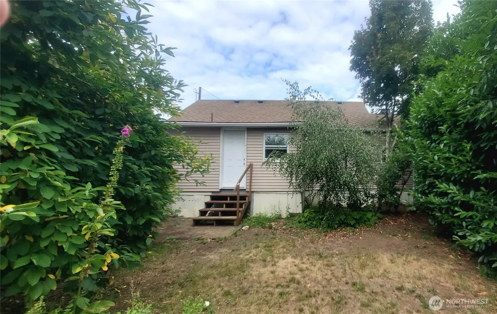 1912 Boundary Street Shelton WA 98584