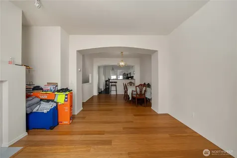 23217 62nd Place Street S Kent WA 98032