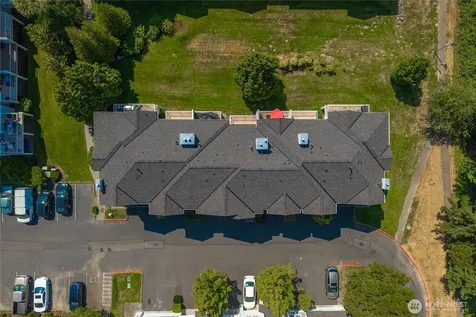 23217 62nd Place Street S Kent WA 98032