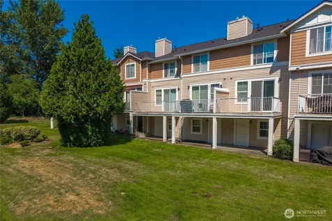 23217 62nd Place Street S Kent WA 98032