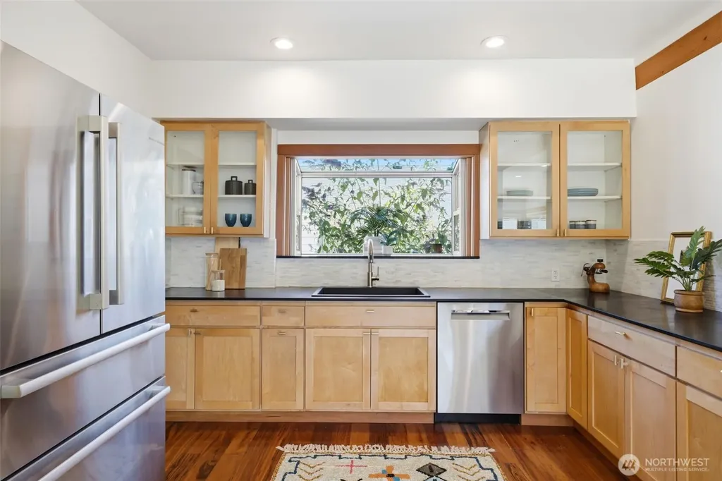 4008 31st Avenue S Seattle WA 98108