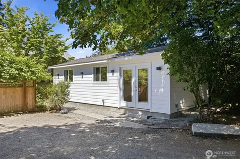 4008 31st Avenue S Seattle WA 98108