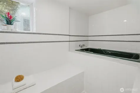 4008 31st Avenue S Seattle WA 98108
