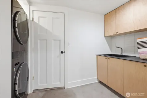 4008 31st Avenue S Seattle WA 98108