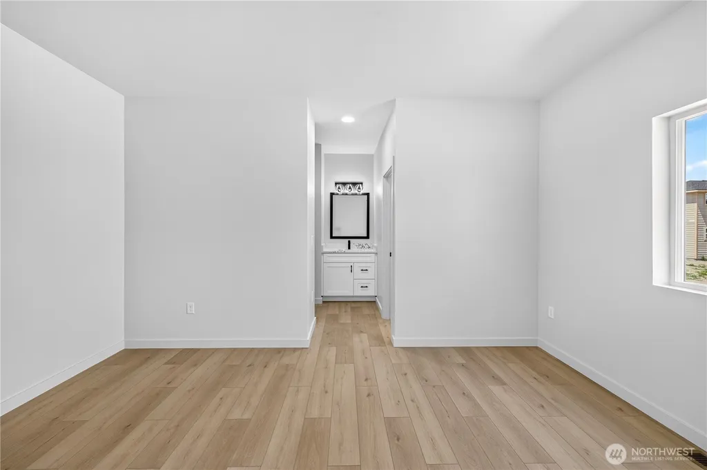 309 Olivia Street Sunnyside WA 98944