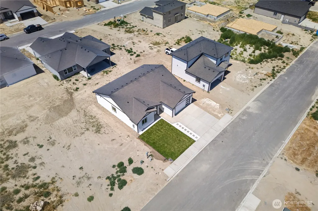 309 Olivia Street Sunnyside WA 98944