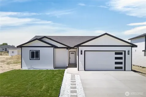 309 Olivia Street Sunnyside WA 98944