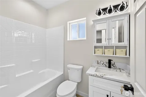 309 Olivia Street Sunnyside WA 98944