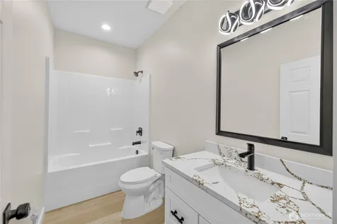 309 Olivia Street Sunnyside WA 98944