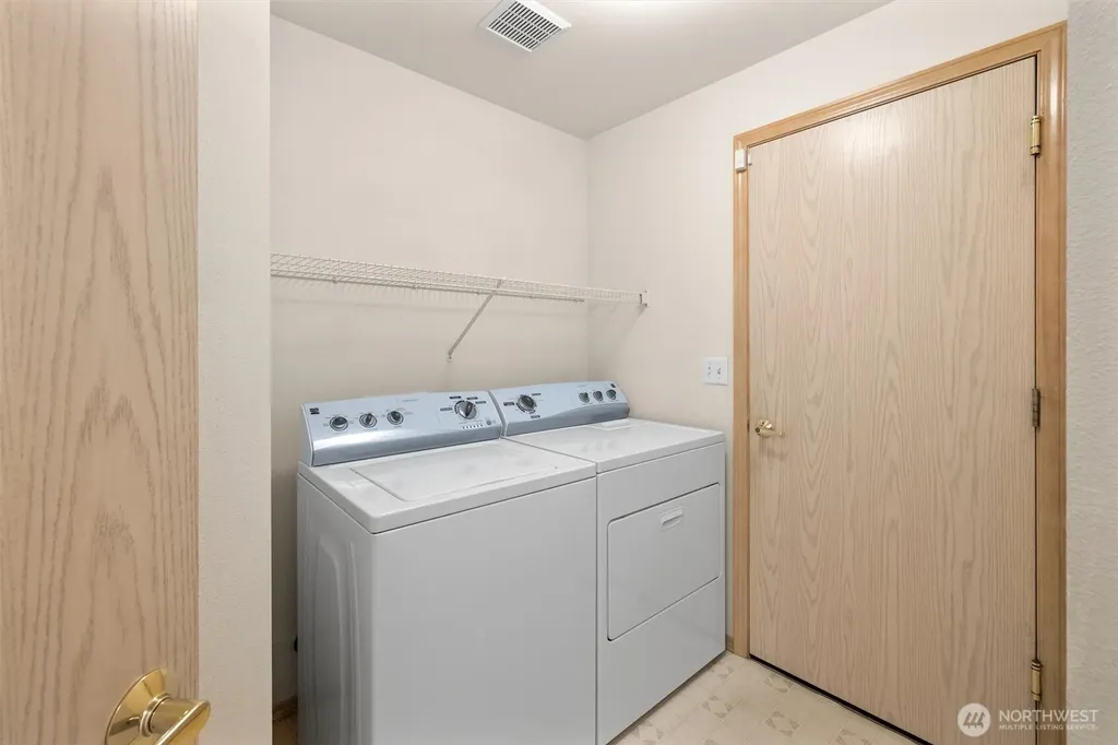 20532 121st Way SE Kent WA 98031